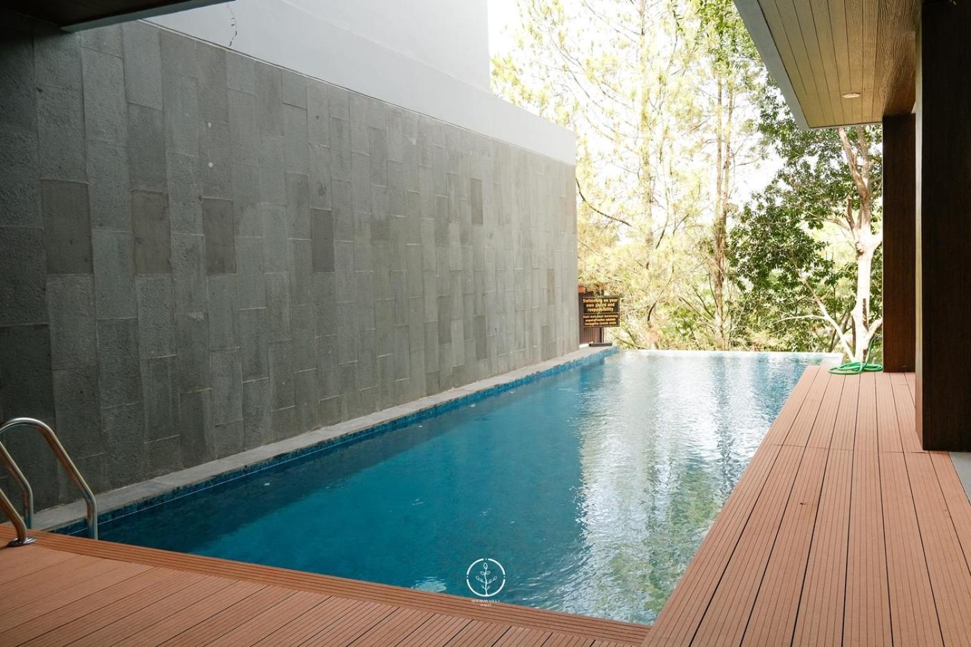 Asmaya Hill View Villa 7 Bedrooms With A Private Swimming Pool บันดุง ภายนอก รูปภาพ