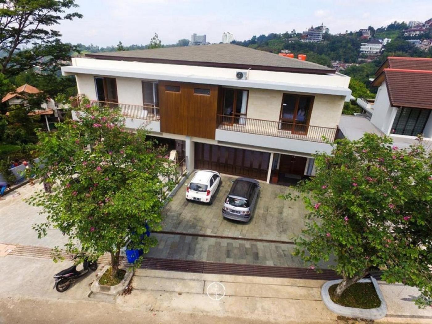 Asmaya Hill View Villa 7 Bedrooms With A Private Swimming Pool บันดุง ภายนอก รูปภาพ
